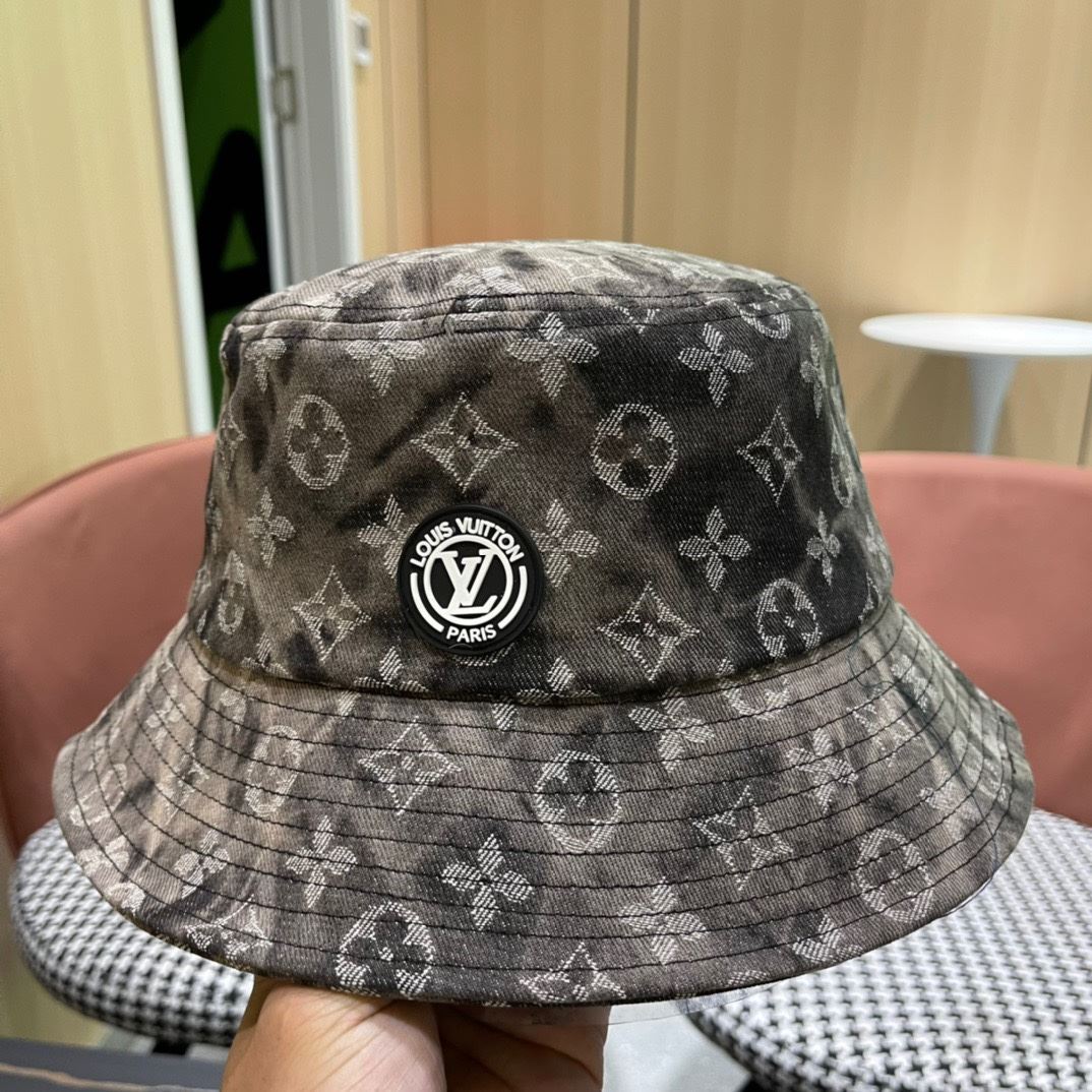 Louis Vuitton Caps